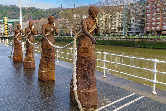 Sirgueras, de Dora Salazar